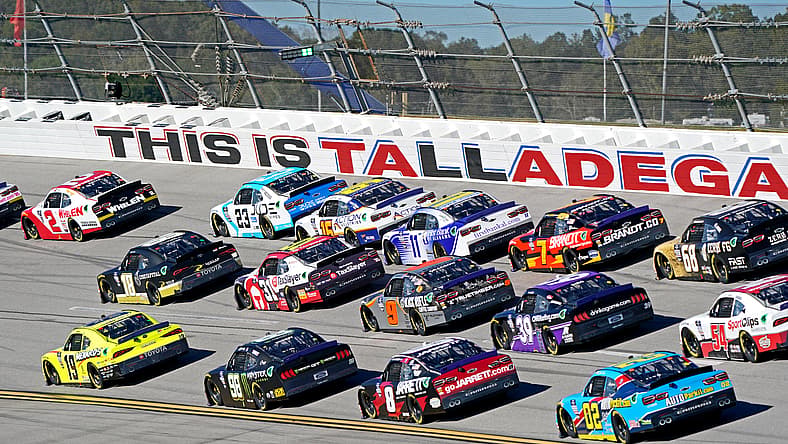 NASCAR: Xfinity Sparks 300