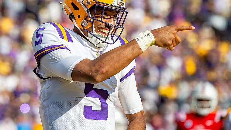 Syndication: The Daily Advertiser