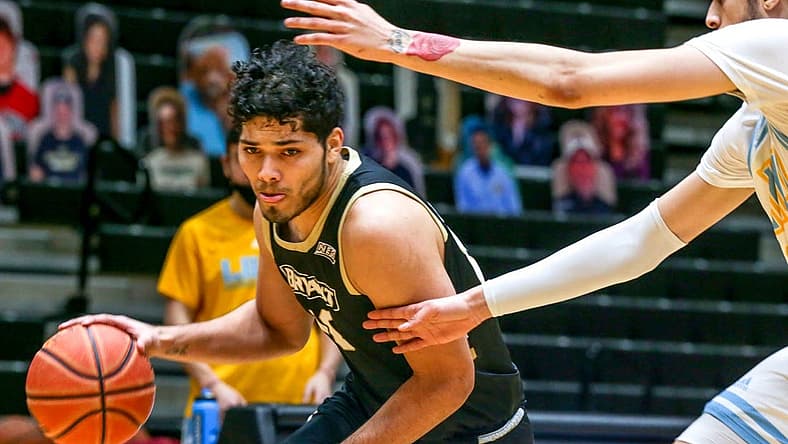 Bryant 63, LIU 60: Bulldogs rally to clinch NEC tournament home game
Bryant Bulldogs Vs Long Island Sharks 9