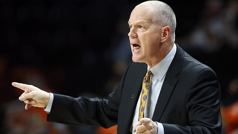 Feb 15, 2022; Corvallis, Oregon, USA; Colorado Buffaloes head coach Tad Boyle gives direction to his team during the first half against the Oregon State Beavers  at Gill Coliseum. Mandatory Credit: Soobum Im-USA TODAY Sports