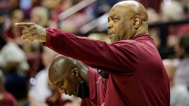 Florida State Seminoles head coach Leonard Hamilton talks to one of his assistant coaches. The Florida State Seminoles defeated the Notre Dame Fighting Irish 74-70 Wednesday, March 2, 2022.
Fsu V Nd Mbb Second Half393