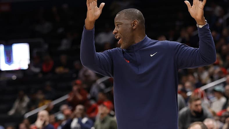 Mar 12, 2022; Washington, D.C., USA; Dayton Flyers head coach Anthony Grant reacts on the bench against the Richmond Spiders in the first half at Capital One Arena. Mandatory Credit: Geoff Burke-USA TODAY Sports