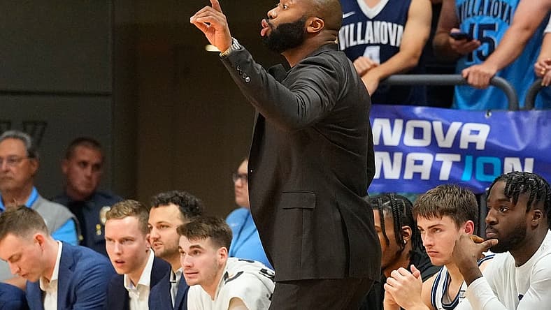 Nov 7, 2022; Villanova, Pennsylvania, USA; Villanova Wildcats head coach Kyle Neptune speaks to his players from the sidelines during the second half against the La Salle Explorers at William B. Finneran Pavilion. Mandatory Credit: Gregory Fisher-USA TODAY Sports