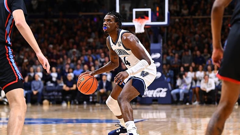 Nov 14, 2022; Villanova, Pennsylvania, USA; Villanova Wildcats forward Brandon Slater (34) controls the ball against the Delaware State Hornets in the second half at William B. Finneran Pavilion. Mandatory Credit: Kyle Ross-USA TODAY Sports