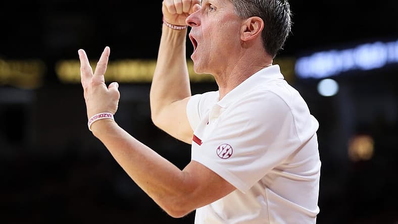 Nov 16, 2022; Fayetteville, Arkansas, USA; Arkansas Razorbacks head coach Eric Musselman signals to his team during the second half against the South Dakota State Jackrabbits at Bud Walton Arena. Arkansas won 71-56. Mandatory Credit: Nelson Chenault-USA TODAY Sports