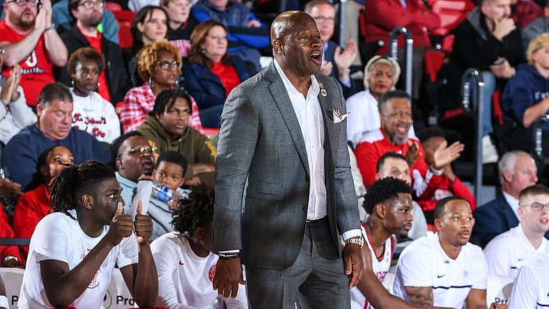 Nov 17, 2022; Queens, New York, USA; St. John's Red Storm head coach Mike Anderson at Carnesecca Arena. Mandatory Credit: Wendell Cruz-USA TODAY Sports