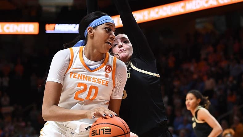 Tennessee center Tamari Key (20) is guarded by Colorado forward Charlotte Whittaker (45) during the NCAA college basketball game between the Tennessee Lady Vols and Colorado Buffaloes on Friday, November 25, 2022 in Knoxville Tenn.
Kns Lady Hoops Colorado