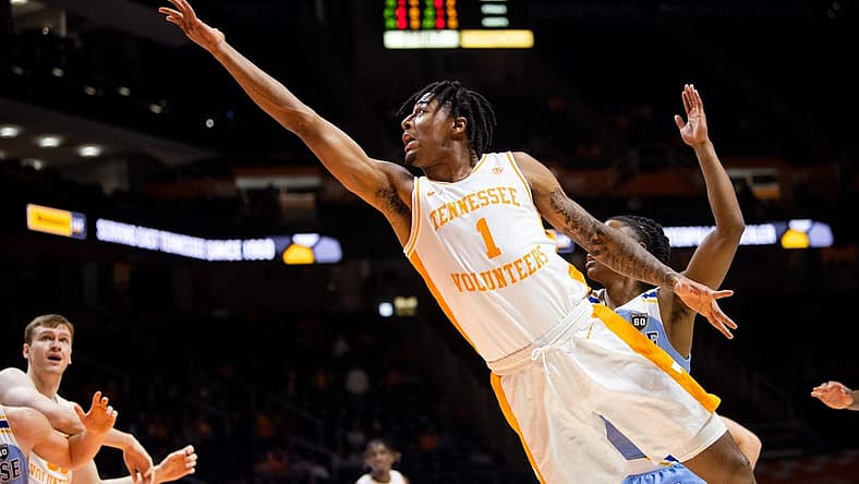 Tennessee guard B.J. Edwards (1) attempts a shot during a basketball game between Tennessee and McNeese State held at Thompson-Boling Arena in Knoxville, Tenn., on Wednesday, Nov. 30, 2022.

Kns Vols Hoops Mcneese Bp