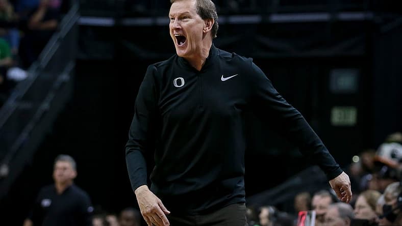 Oregon head coach Dana Altman yells to his team during the second half as the Oregon Ducks host the Washington State Cougars to open Pac-12 play Thursday, Dec. 1, 2022, at Matthew Knight Arena in Eugene, Ore.

Ncaa Basketball Oregon Men S Basketball Hosts Washington State Washington State At Oregon