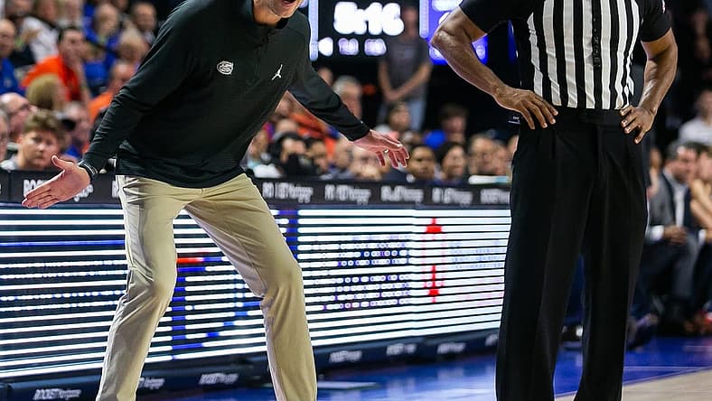 Florida Gators head coach Todd Golden goes off on an official after a call in the first half. The University of Florida men  s basketball team hosted the University of Connecticut at Exactech Arena at the Stephen C. O  Connell Center in Gainesville, FL on Wednesday, December 7, 2022. [Doug Engle/Gainesville Sun]

Gai Ufbasketballuconn