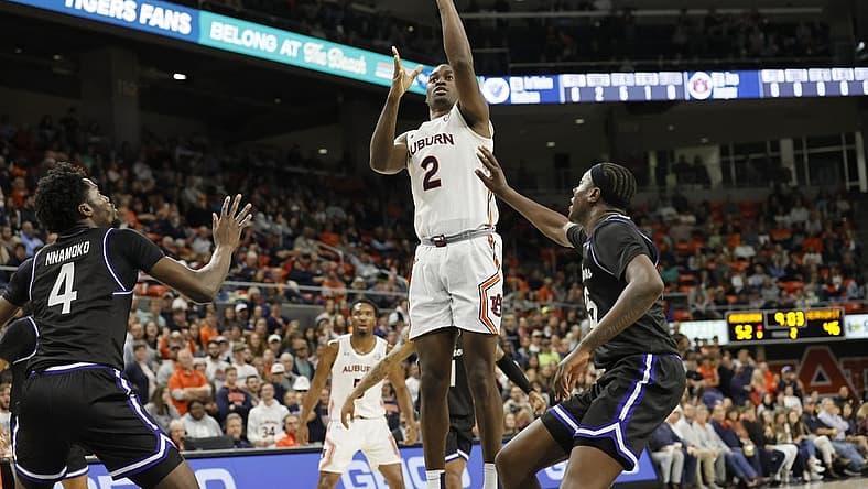 Dec 14, 2022; Auburn, Alabama, USA;  Auburn Tigers forward Jaylin Williams (2) takes a shot against the Georgia State Panthers during the second half at Neville Arena. Mandatory Credit: John Reed-USA TODAY Sports