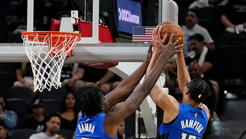 NBA: Orlando Magic at San Antonio Spurs