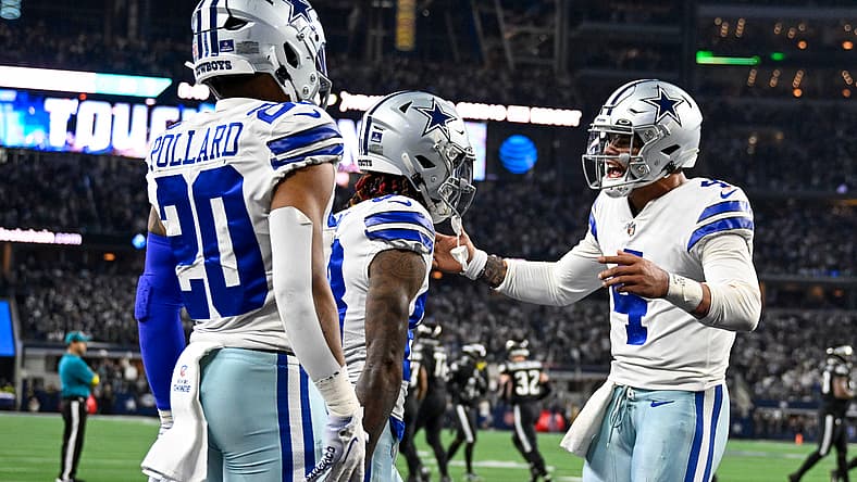 NFL: Philadelphia Eagles at Dallas Cowboys