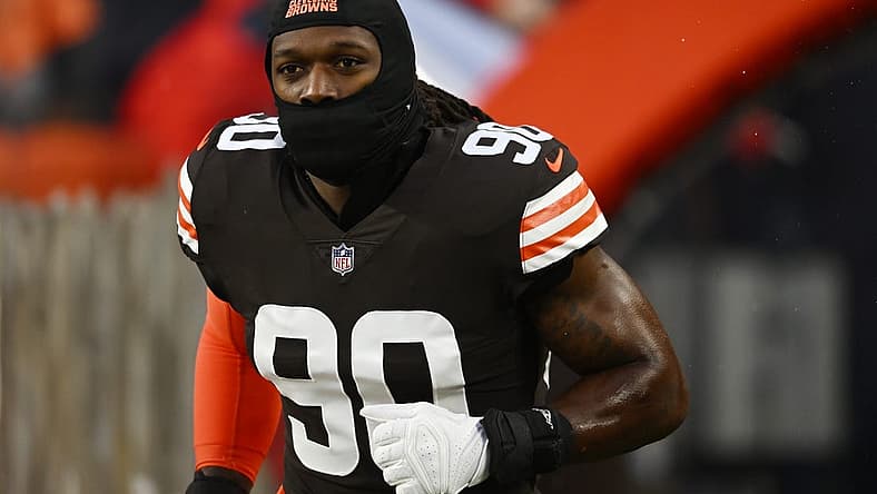 Dec 17, 2022; Cleveland, Ohio, USA; Cleveland Browns defensive end Jadeveon Clowney (90) is introduced before the game between the Browns and the Baltimore Ravens at FirstEnergy Stadium. Mandatory Credit: Ken Blaze-USA TODAY Sports