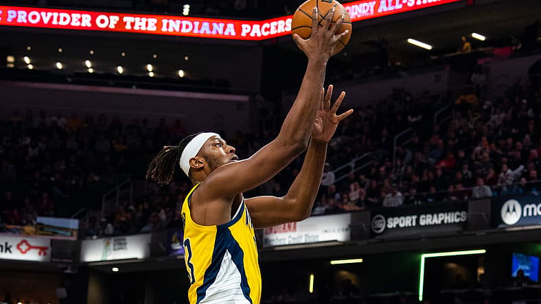NBA: Milwaukee Bucks at Indiana Pacers