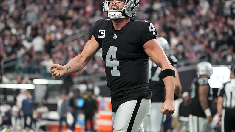 Derek Carr