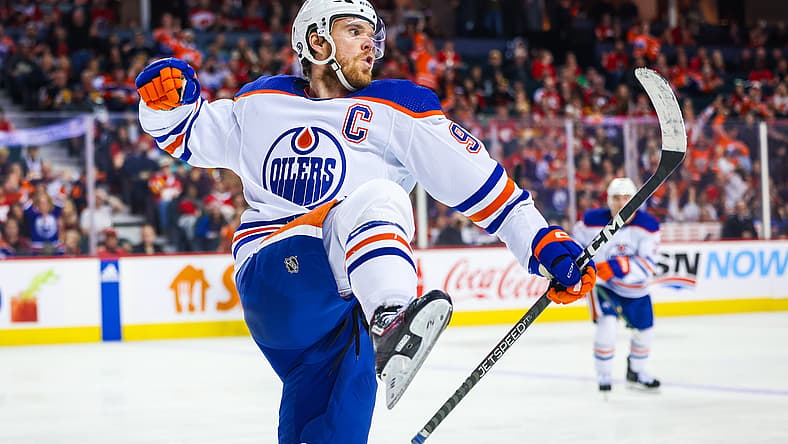 NHL: Edmonton Oilers at Calgary Flames