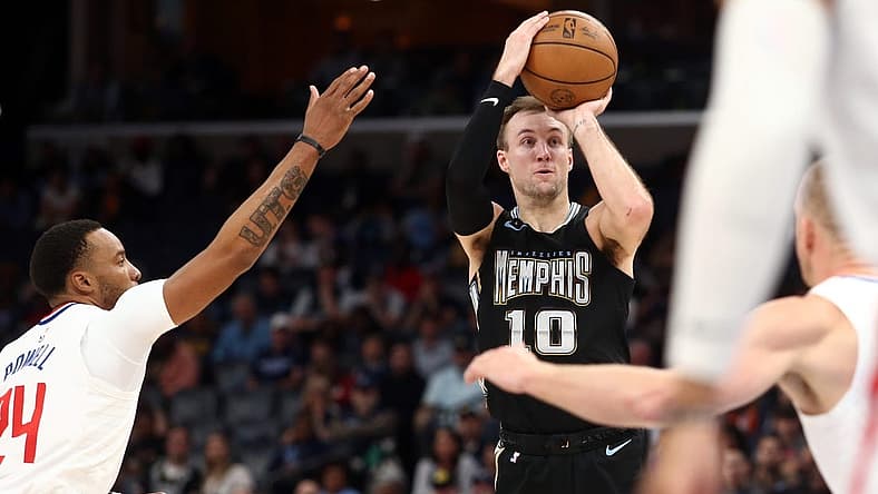 Mar 31, 2023; Memphis, Tennessee, USA; Memphis Grizzlies guard Luke Kennard (10) shoots a three point basket during the first half against the Los Angeles Clippers at FedExForum. Mandatory Credit: Petre Thomas-USA TODAY Sports