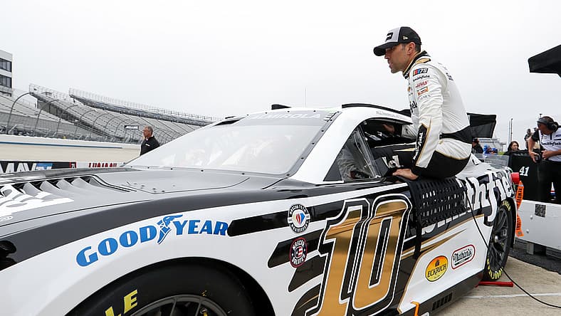 Aric Almirola