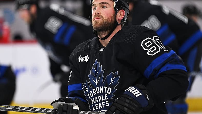 Feb 19, 2023; Chicago, Illinois, USA; Toronto Maple Leafs forward Ryan O'Reilly (90) warms up before a game against the Chicago Blackhawks at United Center. Mandatory Credit: Jamie Sabau-USA TODAY Sports