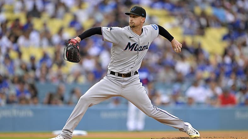 Aug 19, 2023; Los Angeles, California, USA; Miami Marlins starting pitcher Braxton Garrett (29) throws to the plate in the first inning against the Los Angeles Dodgers at Dodger Stadium. Mandatory Credit: Jayne Kamin-Oncea-USA TODAY Sports
