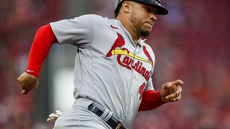 Sep 8, 2023; Cincinnati, Ohio, USA; St. Louis Cardinals catcher Willson Contreras (40) scores on a three-run double hit by designated hitter Luken Baker (not pictured) in the third inning against the Cincinnati Reds at Great American Ball Park. Mandatory Credit: Katie Stratman-USA TODAY Sports