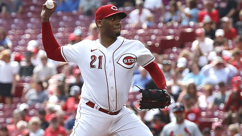 Sep 10, 2023; Cincinnati, Ohio, USA; Cincinnati Reds starting pitcher Hunter Greene (21) throws against the St. Louis Cardinals during the first inning at Great American Ball Park. Mandatory Credit: David Kohl-USA TODAY Sports