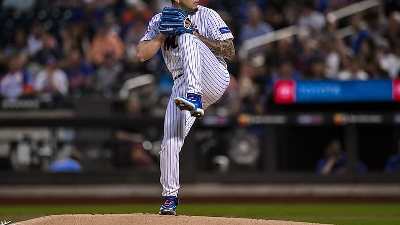 Sep 12, 2023; New York City, New York, USA; New York Mets starting pitcher Jose Butto (70) pitches against the Arizona Diamondbacks during the first inning at Citi Field. Mandatory Credit: John Jones-USA TODAY Sports