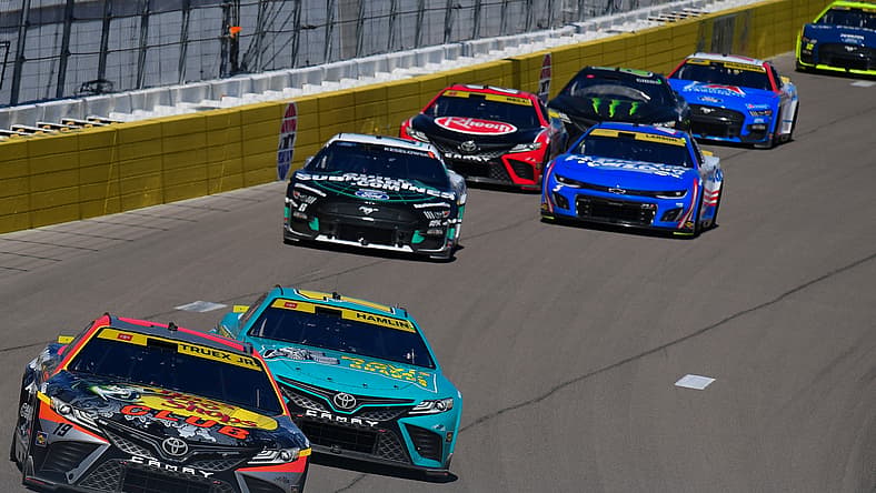 NASCAR: South Point 400