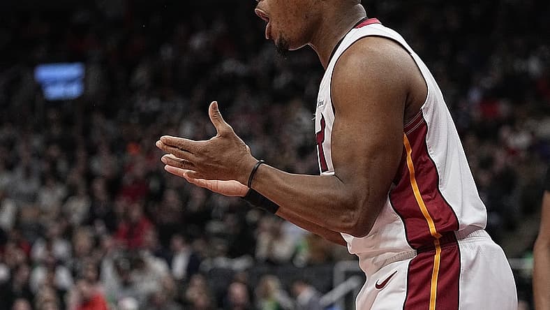 Jan 17, 2024; Toronto, Ontario, CAN; Miami Heat guard Kyle Lowry (7) reacts after a play against the Toronto Raptors during the second half at Scotiabank Arena. Mandatory Credit: John E. Sokolowski-USA TODAY Sports