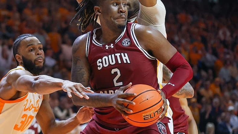 Jan 30, 2024; Knoxville, Tennessee, USA; South Carolina Gamecocks forward B.J. Mack (2) moves the ball against the Tennessee Volunteers during the second half at Thompson-Boling Arena at Food City Center. Mandatory Credit: Randy Sartin-USA TODAY Sports