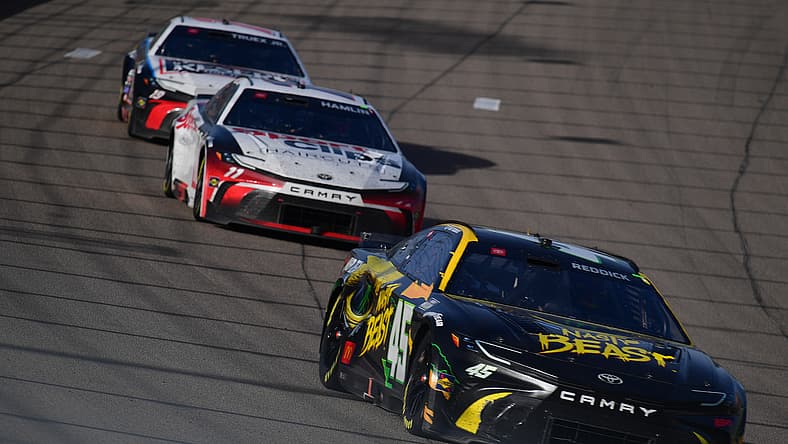 NASCAR: Pennzoil 400 presented by Jiffy Lube