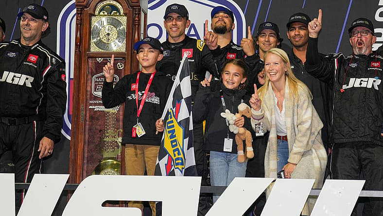 NASCAR Xfinity: NASCAR Xfinity Series Playoff Race at Martinsville