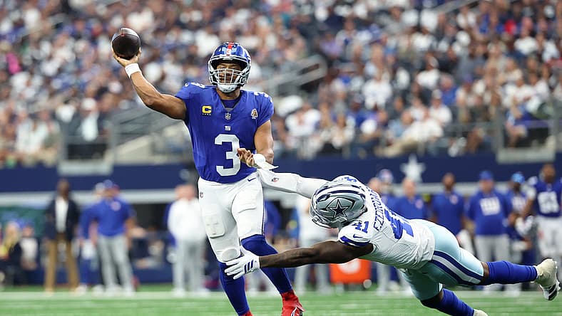 NFL: New York Giants at Dallas Cowboys