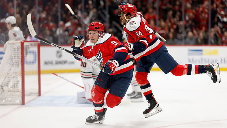 NHL: Chicago Blackhawks at Washington Capitals