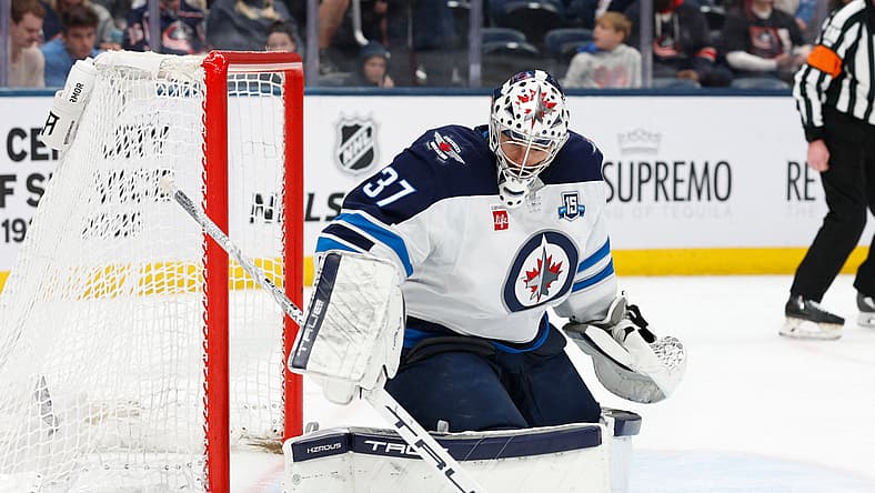 Connor Hellebuyck, Winnipeg Jets