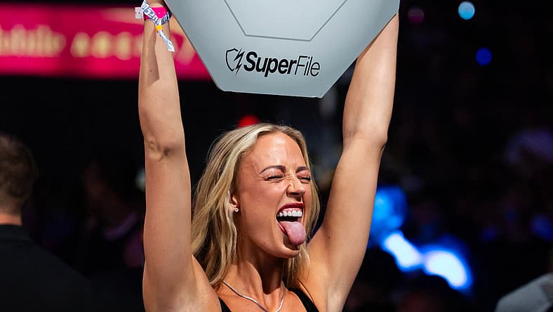 MMA: UFC 329