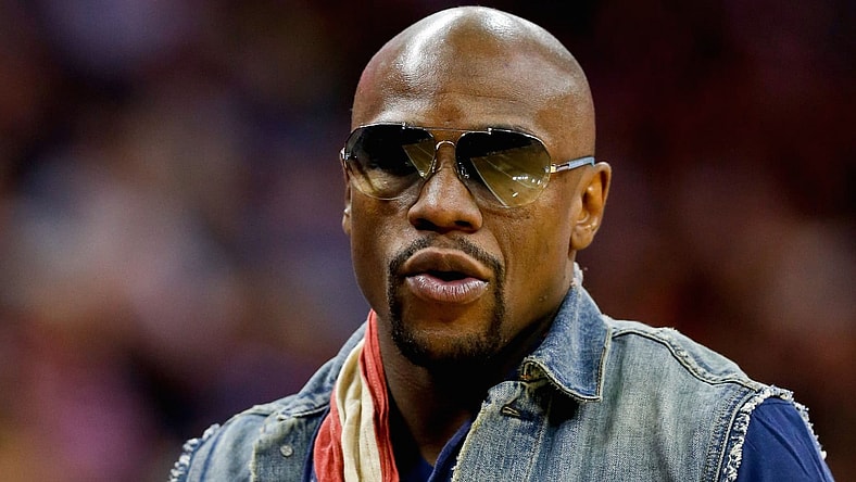 Abi Clarke Floyd Mayweather Conor McGregor