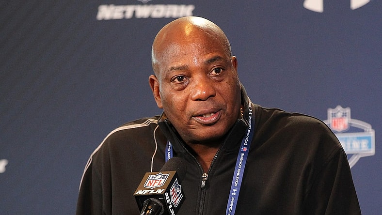 Ravens general manager Ozzie Newsome