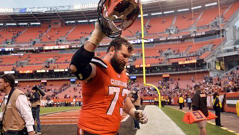 Joe Thomas blasted United Airlines