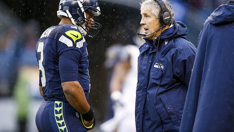 Are there major issues brewing between Russell Wilson and his teammates in Seattle?