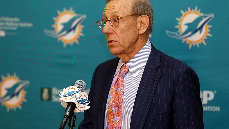 Dolphins owner Stephen Ross