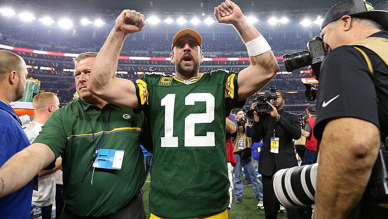 Green Bay Packers quarterback Aaron Rodgers at AT&T Stadium