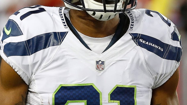 Caption: Nov 27, 2016; Tampa, FL, USA; Seattle Seahawks cornerback DeAndre Elliott (21) during the second half at Raymond James Stadium. Tampa Bay Buccaneers defeated the Seattle Seahawks 14-5. Mandatory Credit: Kim Klement-USA TODAY Sports