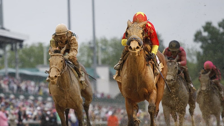 Kentucky Derby announcer Travis Stone did a masterful job