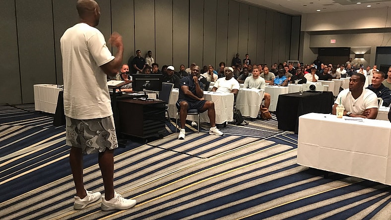 Kobe Bryant welcomes the Chargers to Los Angeles.