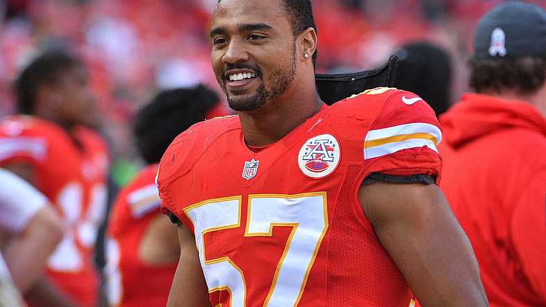 Seahawks add Pro Bowler D.J. Alexander in trade.