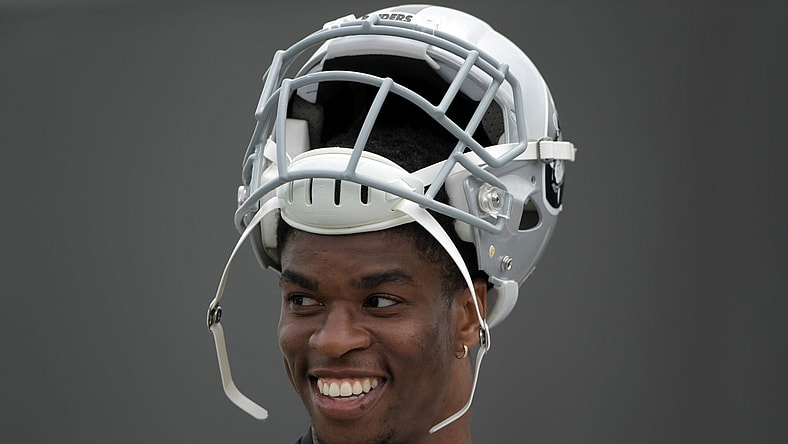 Obi Melifonwu Oakland Raiders practice