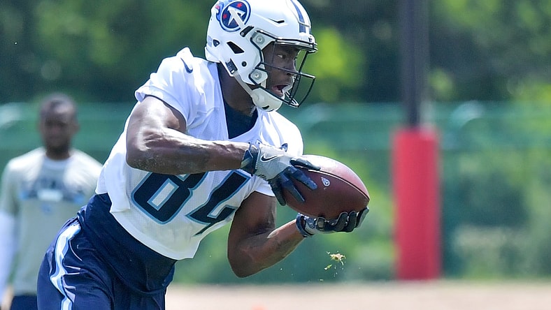 The Titans have signed rookie No. 5 overall pick Corey Davis.