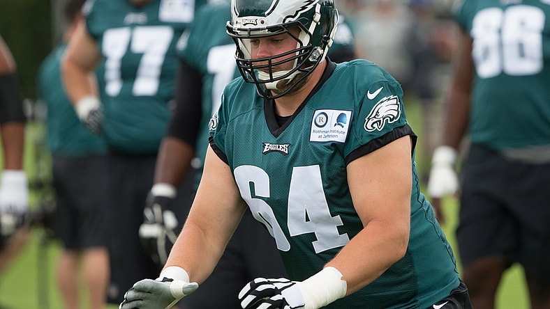 Seahawks acquire OT Matt Tobin.